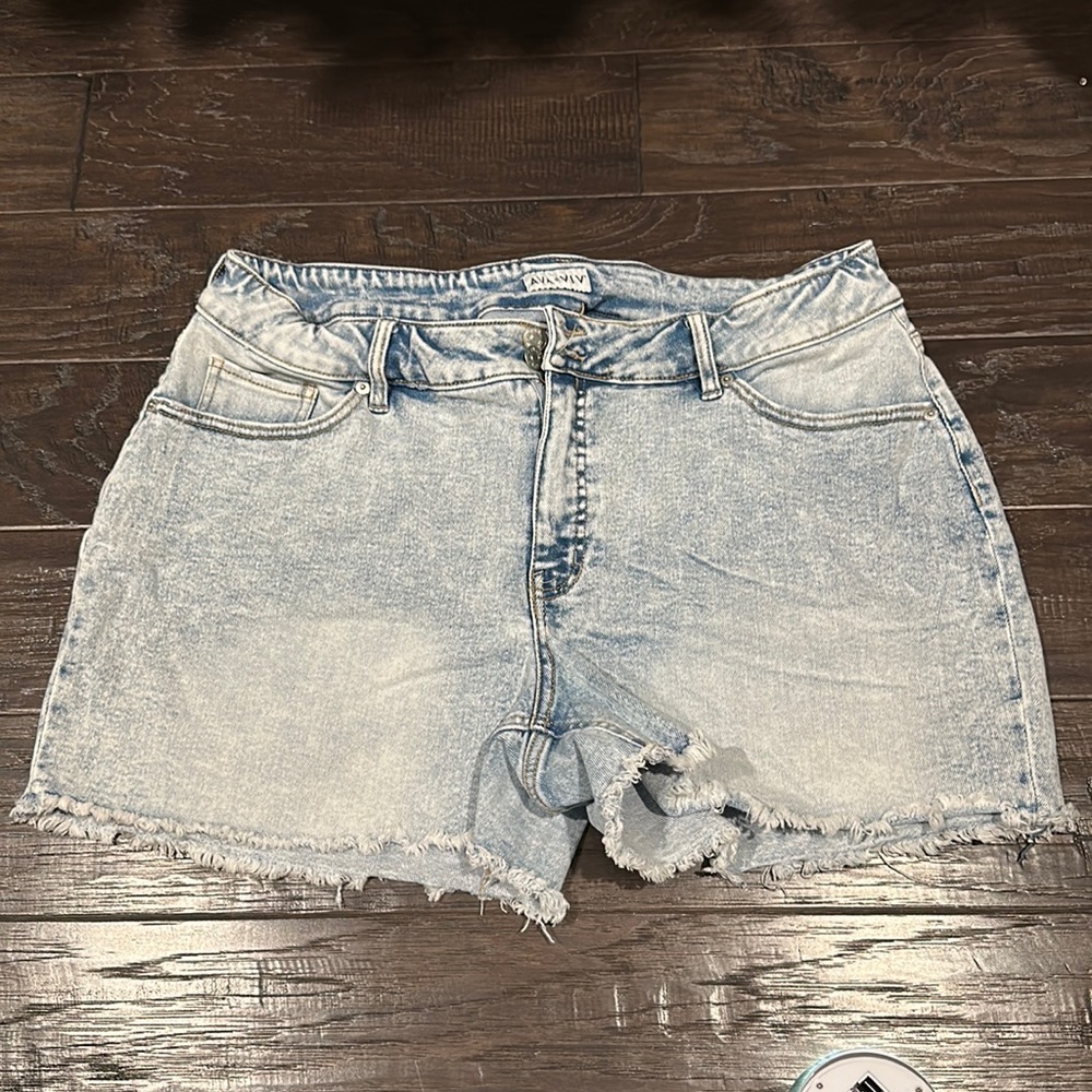 Ava & Viv Jean shorts